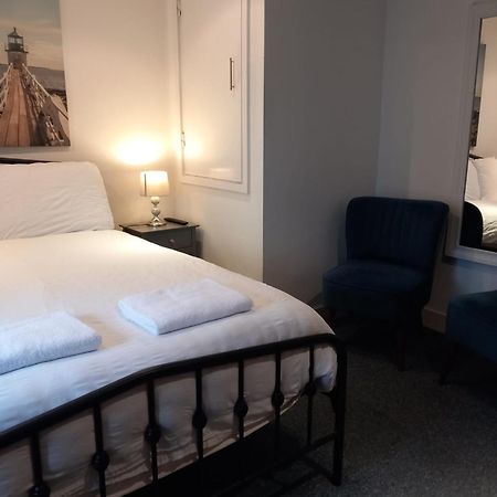 Number Three Hotel Brighton Bagian luar foto